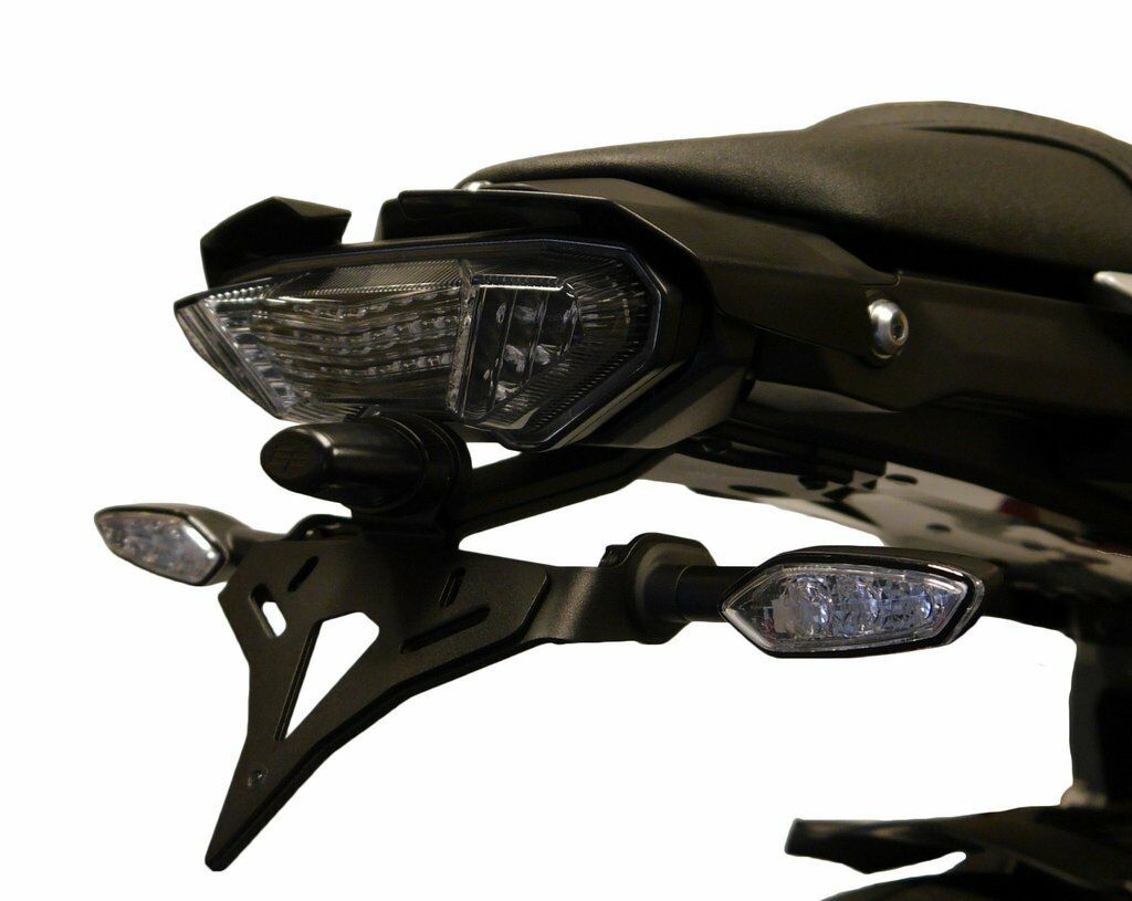 YAMAHA MT-10 2016+ Tail Tidy CNC Black by Evotech Performance